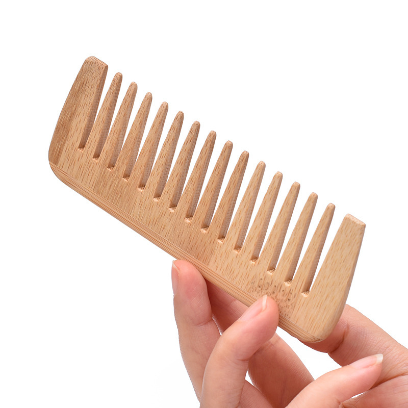 Bamboo hotel comb, disposable comb, portable bamboo comb, household hotel guesthouse female small comb