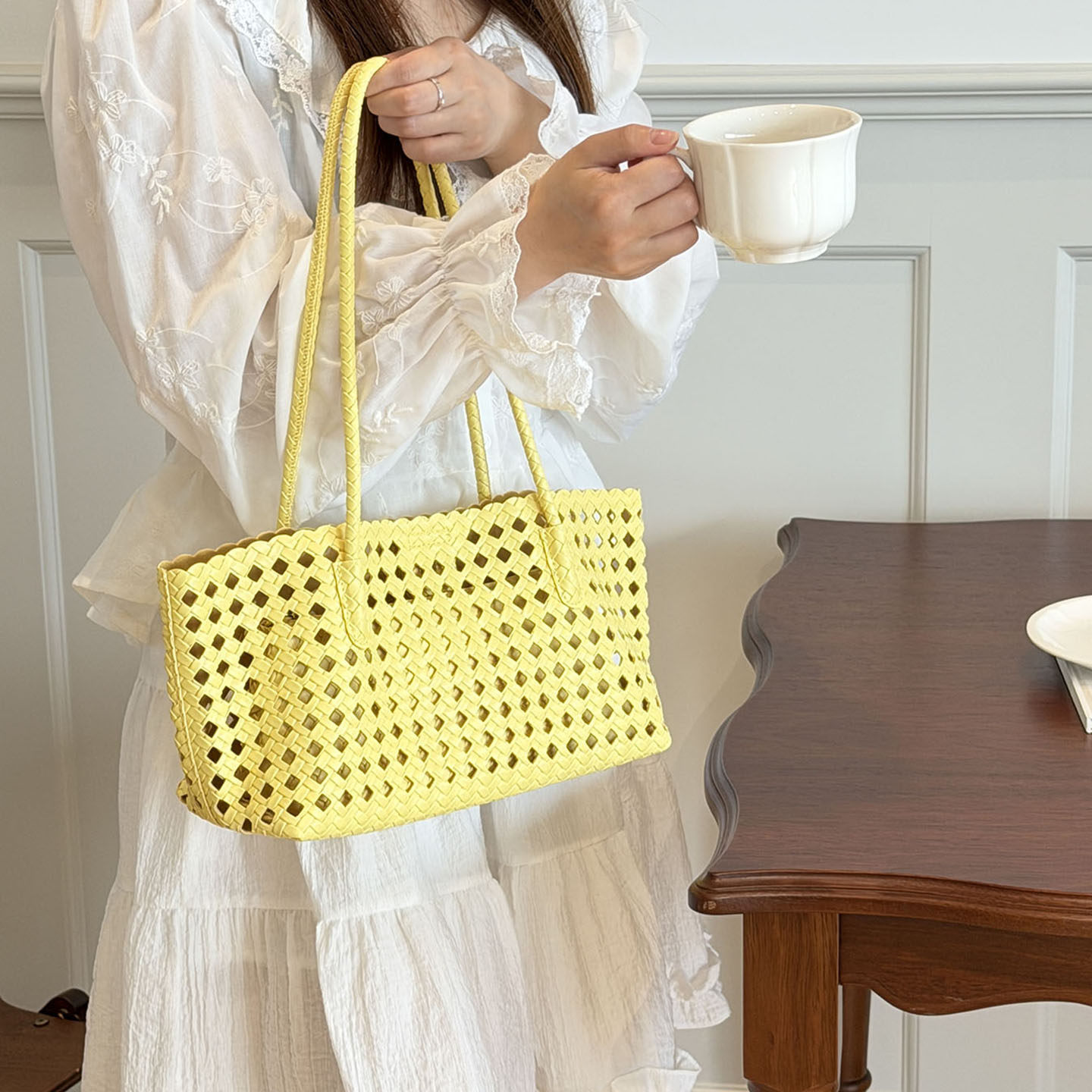 2026 New Diamond Quilted Single Shoulder Tote Bag Women Large Capacity Mother-Child Bag Casual Commute Handheld Bag