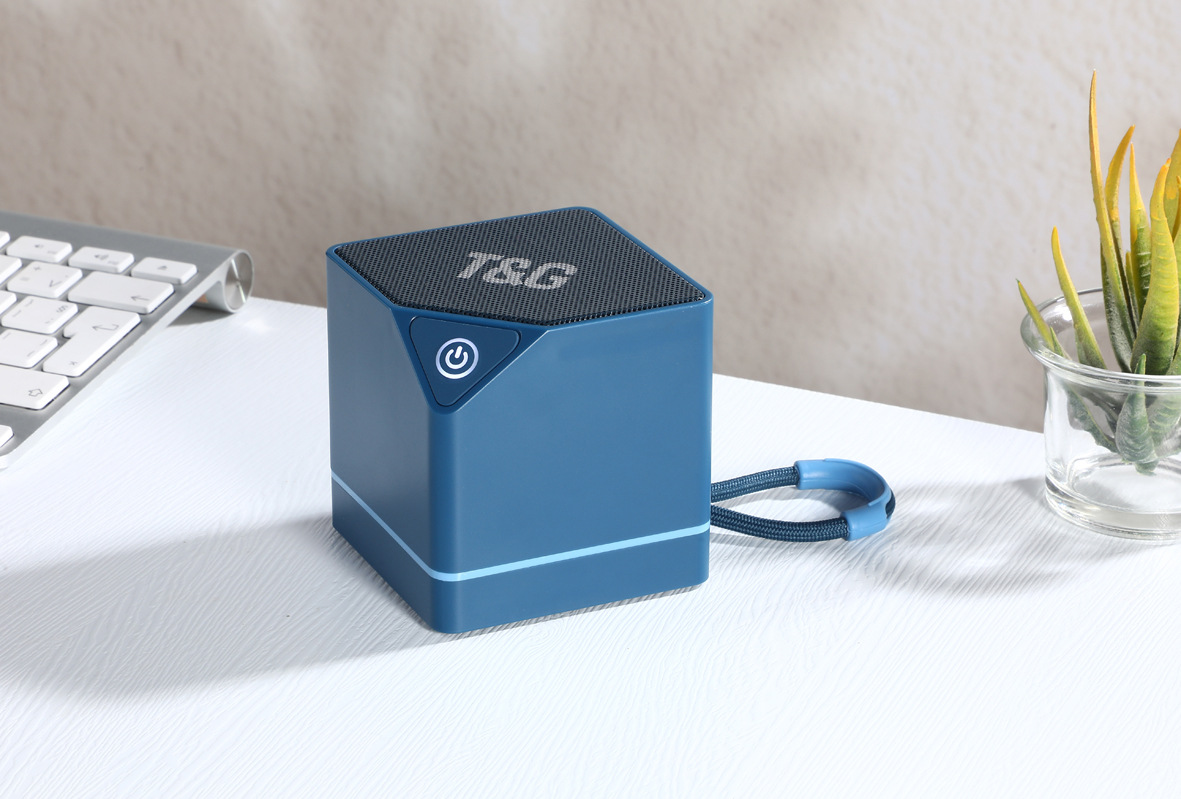 TG688 Square Mini Gift Speaker Outdoor Portable Desktop Bluetooth Wireless Card Slot Radio TG Speaker