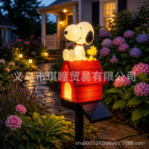 小狗太阳能灯