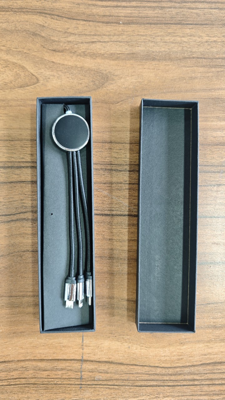 Boxed 3-in-1 glowing logo data cable