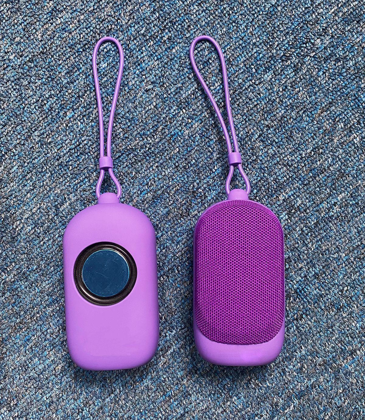 New store fabric Bluetooth speaker silicone handle subwoofer loud volume mini portable outdoor gift