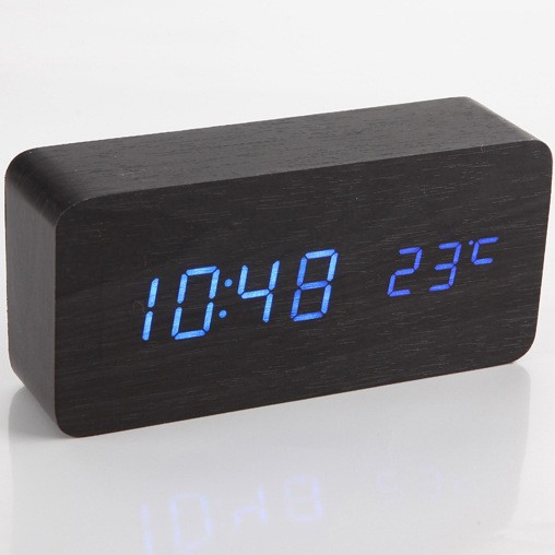 Best Selling LED Wooden Clock Thermometer Electronic Clock Wooden Student Alarm Clock Digital Voice Control Clock