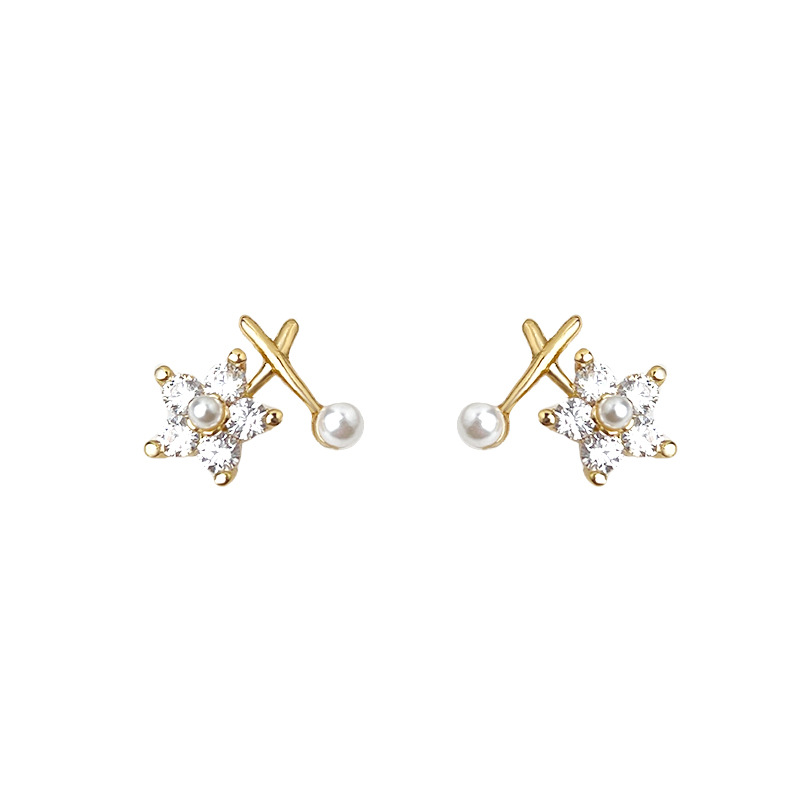 Mini version~Zircon small flower silver needle plated 14K sweet minimalist style commuting earrings
