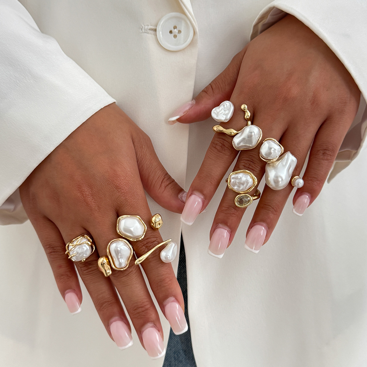 Irregular metal smooth ring for women Baroque faux pearl knuckle ring