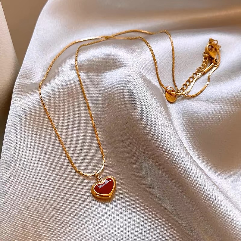 Gold Brick Titanium Steel Necklace for Women Sense Necklace Gold Collarbone Chain 2026 New