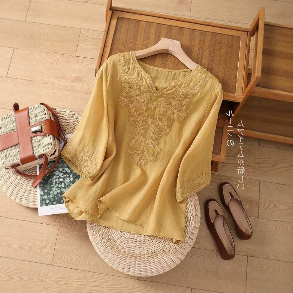 Spring summer new cotton-linen embroidered seven-point sleeve top women's loose round neck embroidered shirt
