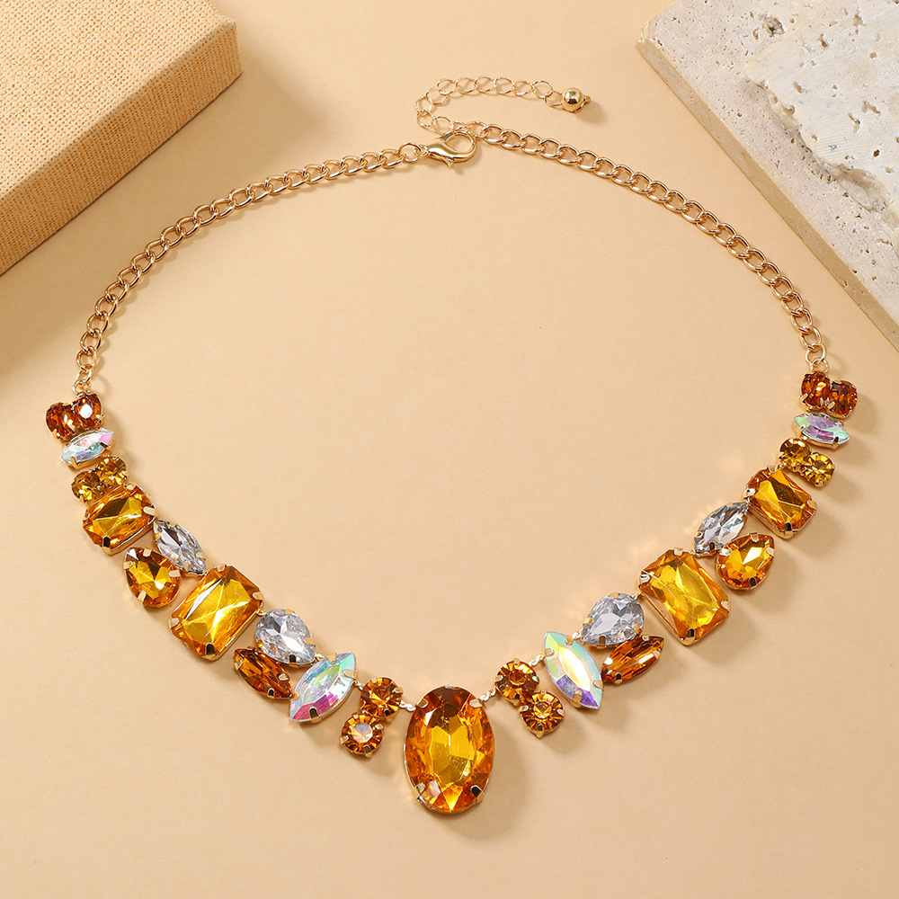Exaggerated colorful diamond banquet necklace for women