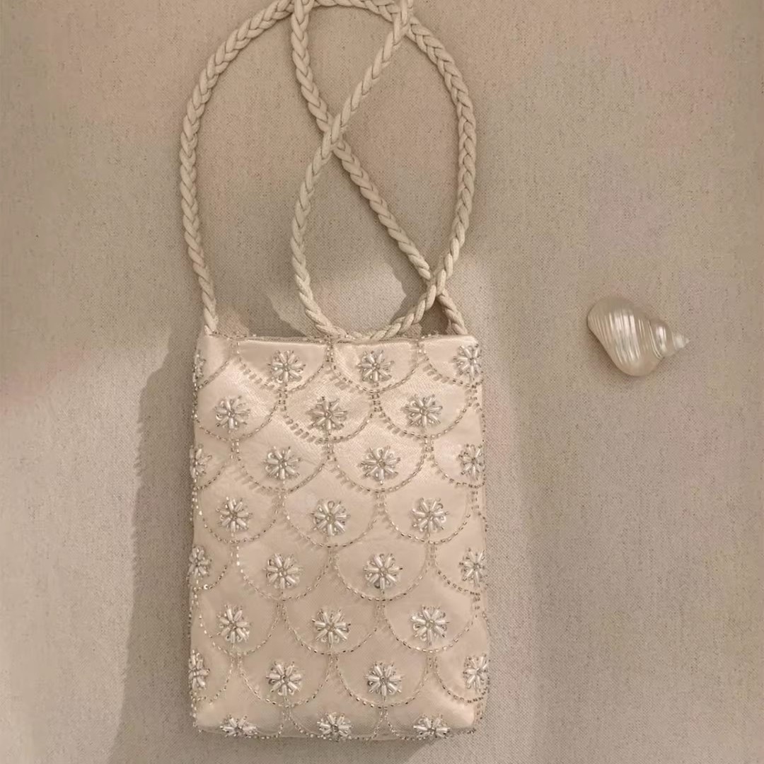Beaded embroidered bag sweet lady banquet bag evening dress bag single shoulder crossbody bag women 2026 new