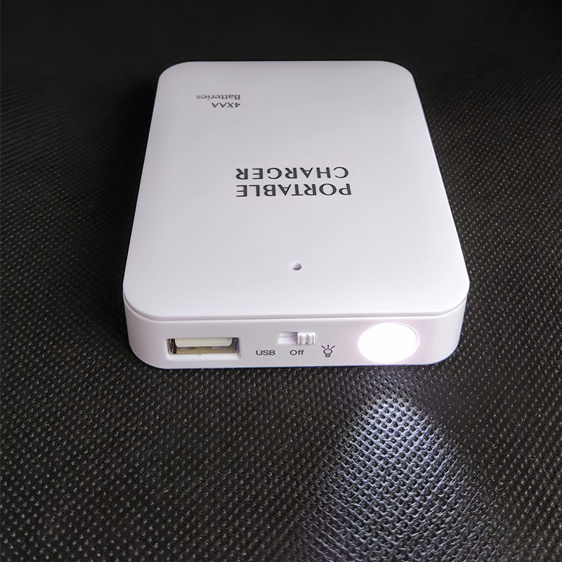 LED mini portable flashlight lamp 4AA dry battery emergency lighting charging lighting two-in-one power bank