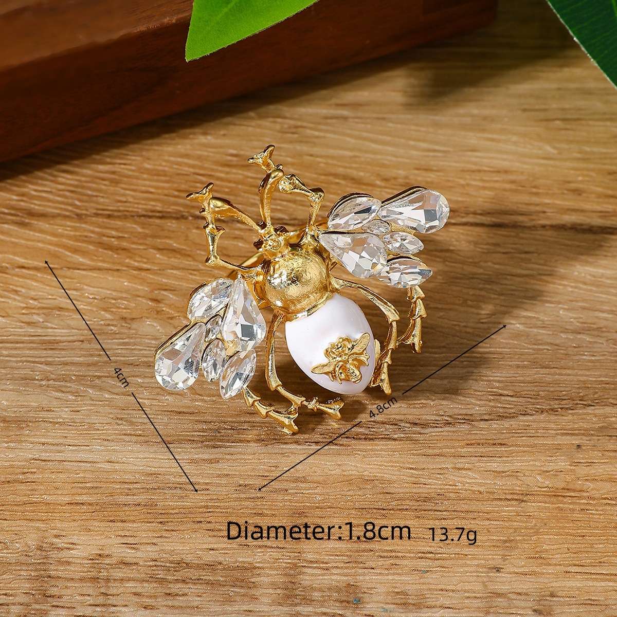 Cute animal metal bee niche exaggerated pearl open ring