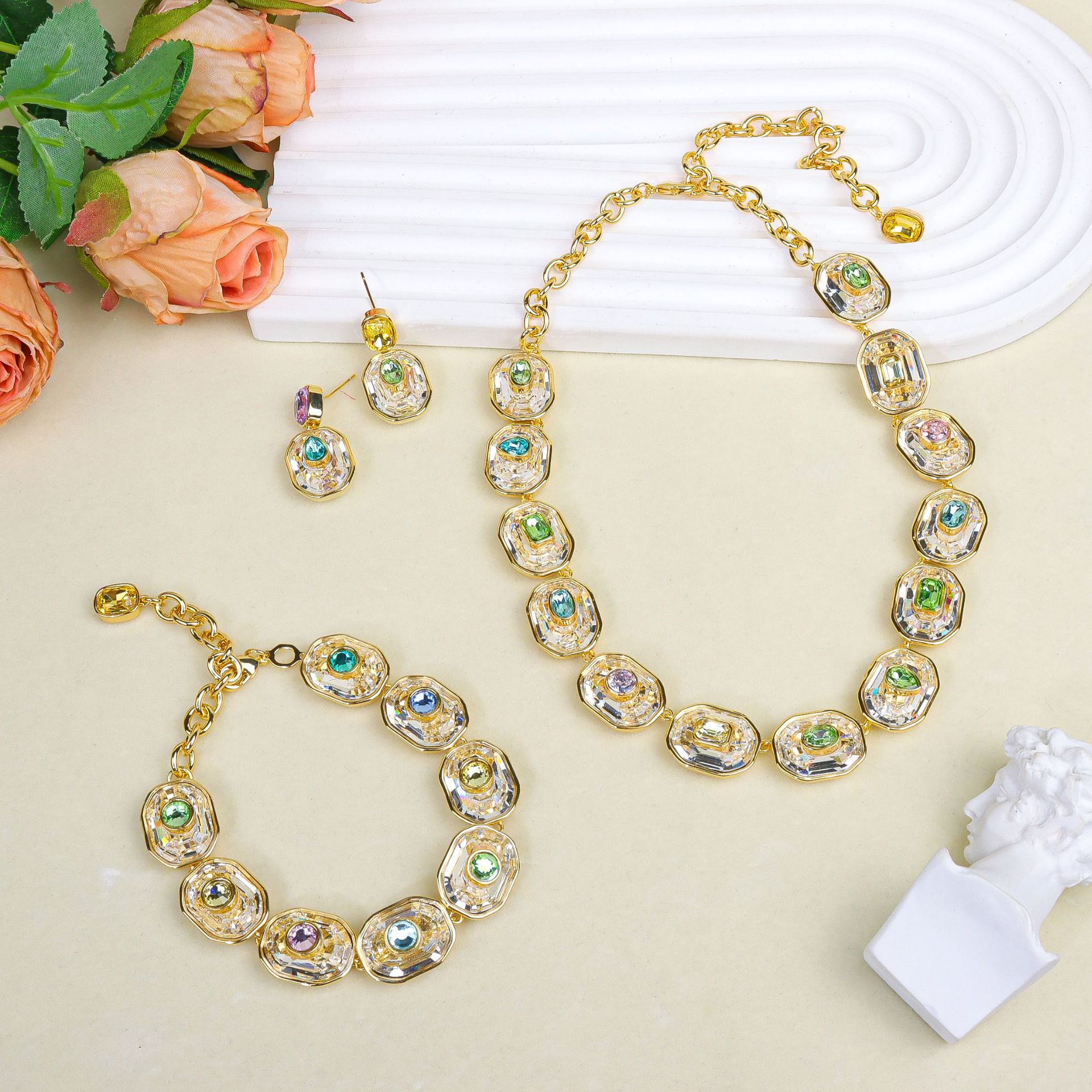 Fresh and sparkling crystal micro-set super shiny bracelet necklace design element set for women