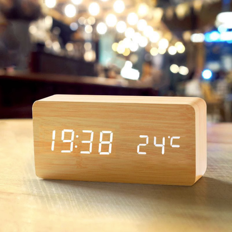 Wooden alarm clock, voice-activated night light silent temperature alarm clock, home student LED digital alarm clock