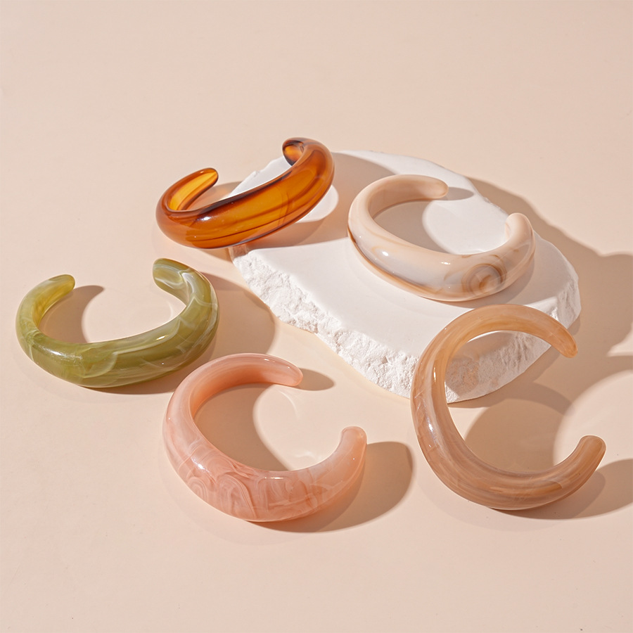 Smooth Gradient Acrylic Geometric Open Bangle Simple Candy Color Bracelet for Women
