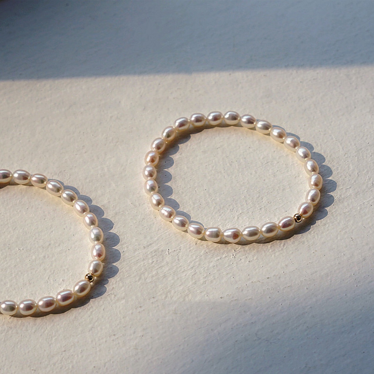 Hands-free washing quality natural pearl millet bracelet elastic minimalist 14K gold-filled bracelet