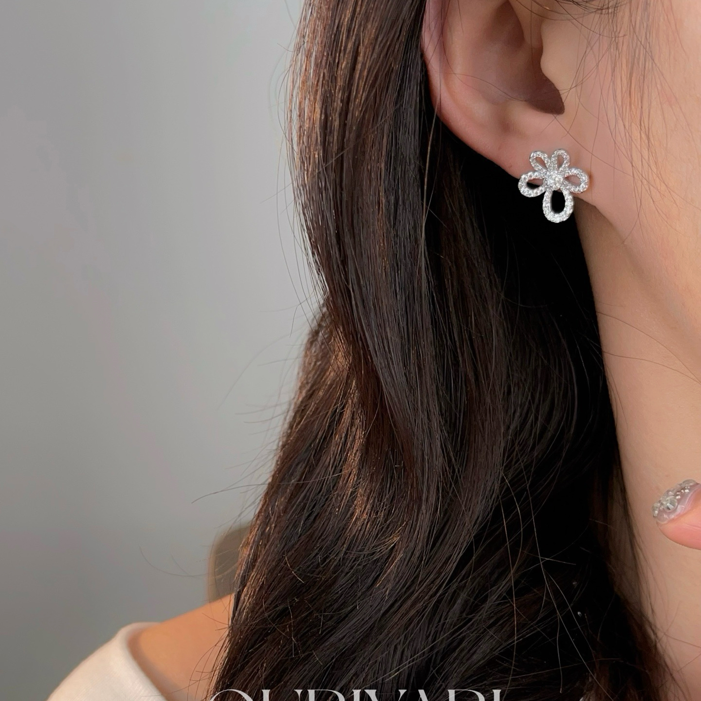 Oubiyabi Ear Studs Delicate Gentle Cute Earrings Ear Accessories Commute 19158