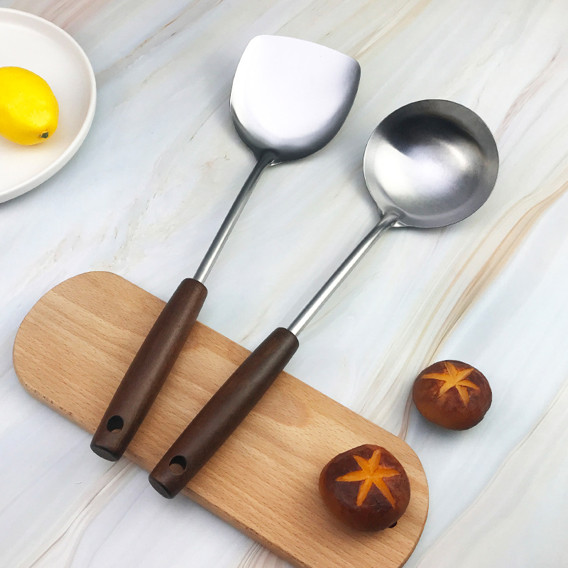 Stainless steel spatula with wooden handle, soup spoon, household kitchen anti-scalding cooking spatula, cooking utensil set