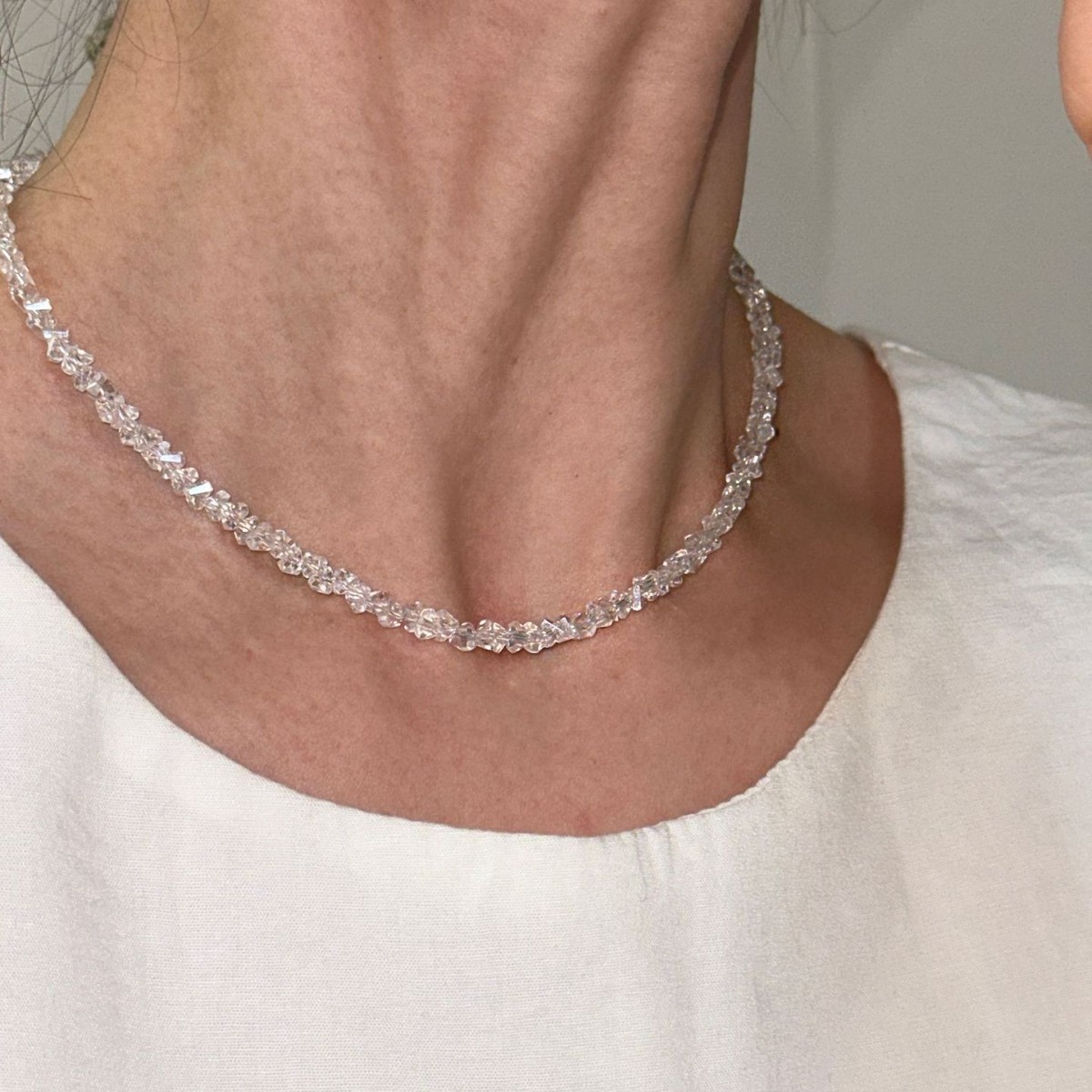 White crystal crushed ice sparkling glitter gravel锁骨 chain necklace for women