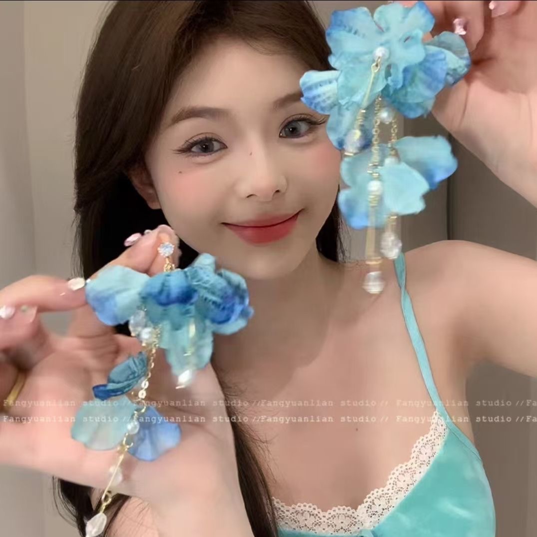 Looking forward to summer twilight ice blue flower tassel earrings women seaside resort style exaggerated ear studs stunning ear accessories