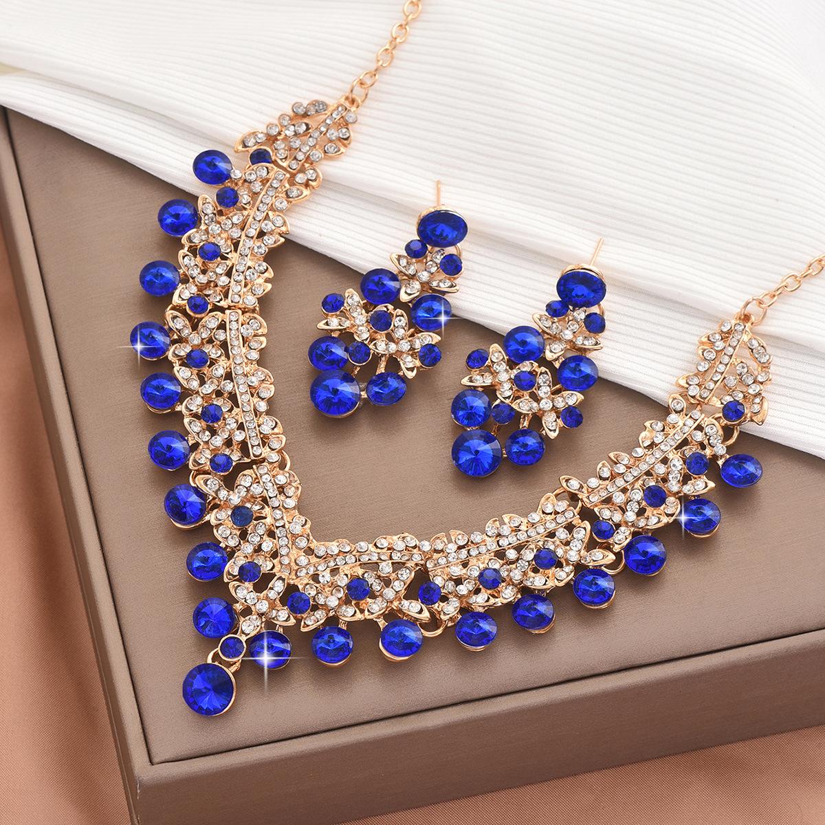 Bride Accessories Necklace Earrings Two-Piece Jewelry Set