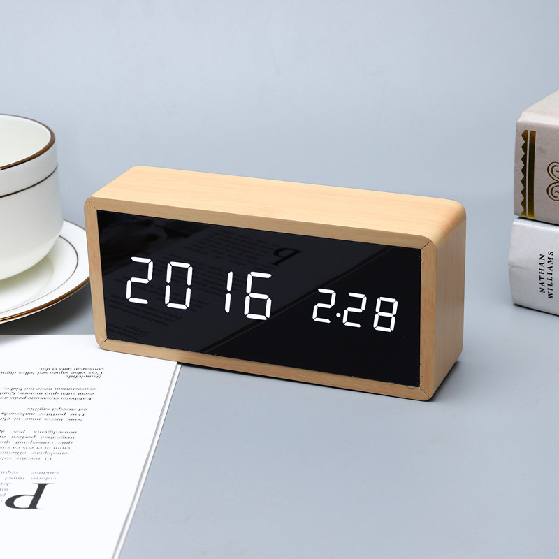 Wooden alarm clock, voice-activated night light silent temperature alarm clock, home student LED digital alarm clock