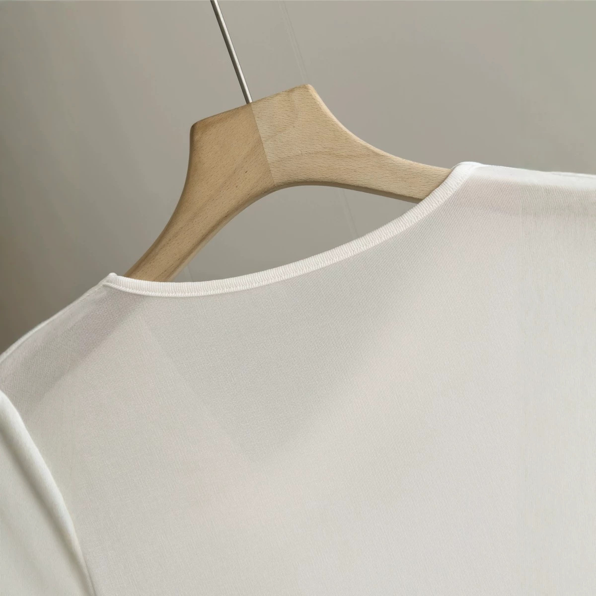 White T irregular draped collar pleated cool acetate T-shirt women summer elegant waist short-sleeve top