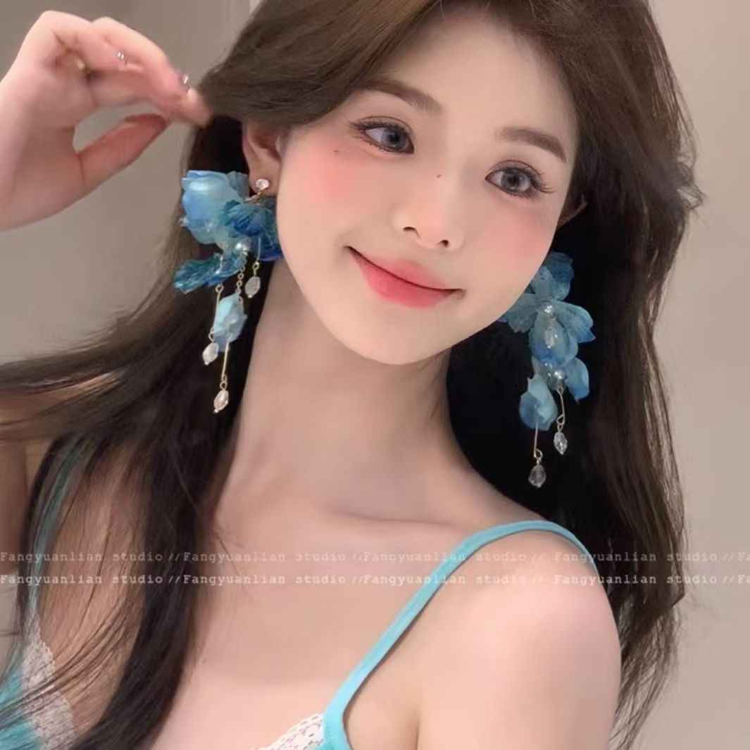 Looking forward to summer twilight ice blue flower tassel earrings women seaside resort style exaggerated ear studs stunning ear accessories