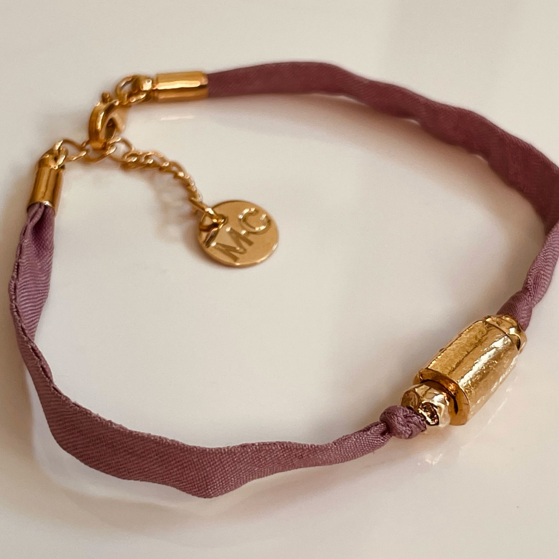 Multi-material layered bracelet ribbon bead metal chain combination hand accessory