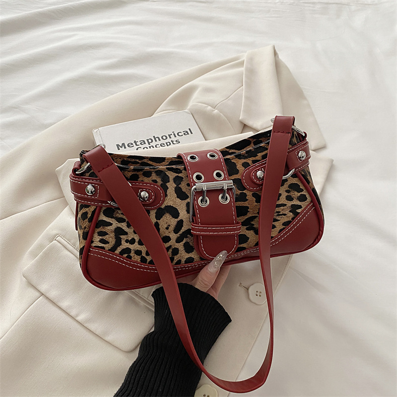 Popular underarm bag women 2026 winter new crescent bag commuting bag women bag