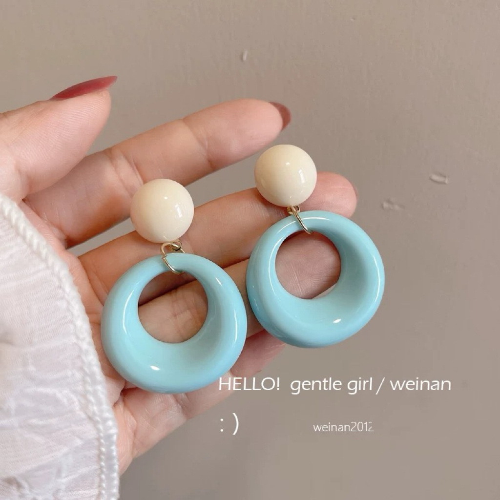 2025 new resort style sunflower earrings women exaggerated handmade woven ear accessories ear cuffs no ear hole earrings