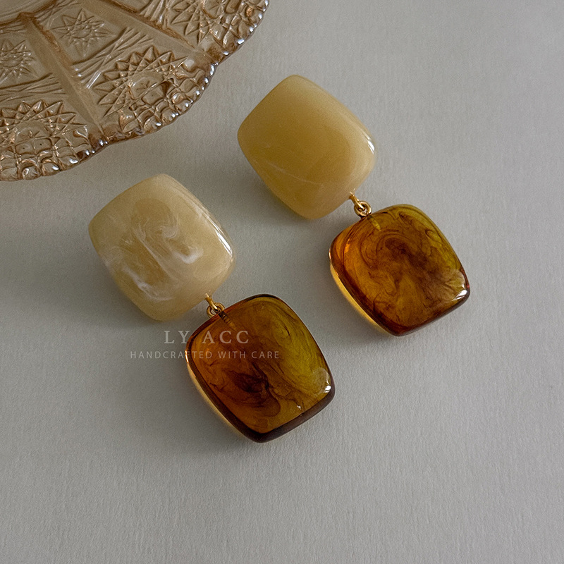 Small Fresh Semi-Circular Stud Earrings Candy Color Daily Commuter Earrings