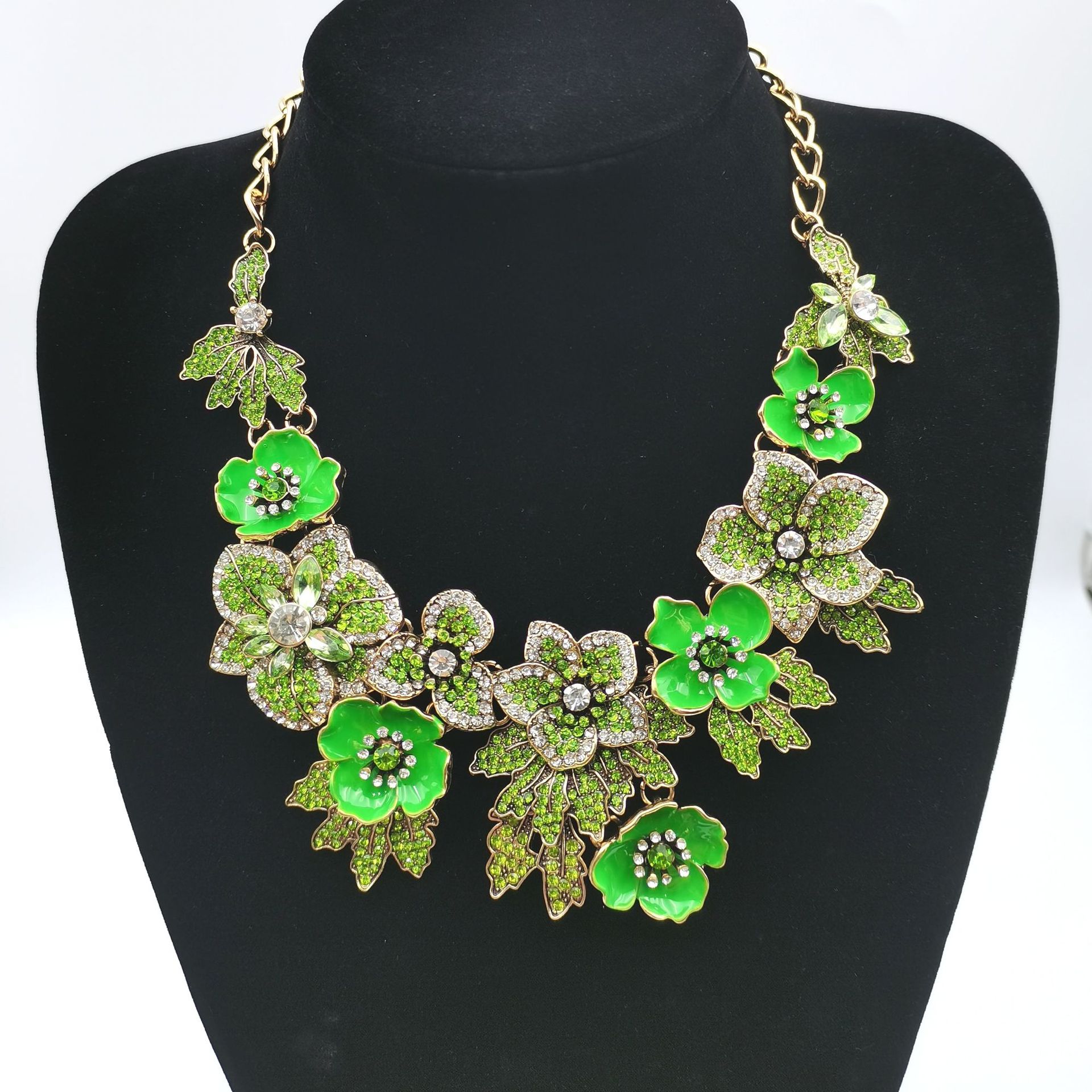 Full rhinestone exaggerated flower necklace colorful gorgeous bride necklace painting collarbone chain