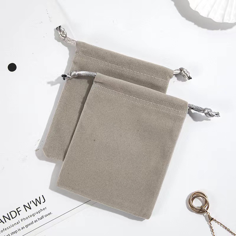 Jewelry gift box necklace packaging box jewelry ring box polishing cloth alcohol cotton silver cleaning solution