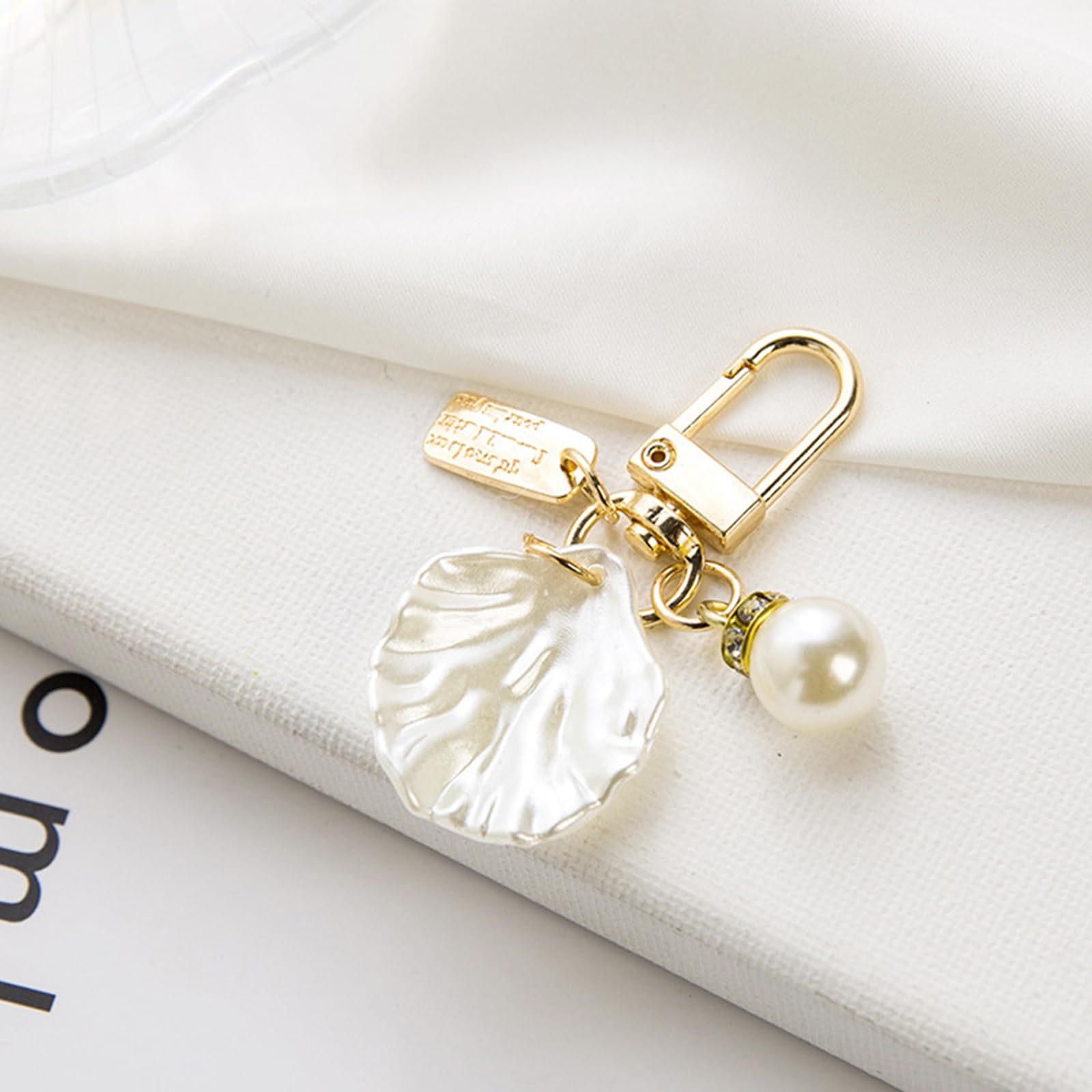 New Pearl Alloy Keychain Pendant Hollow Love Letter Plate Accessory Earphone Case Bag Decoration Pendant