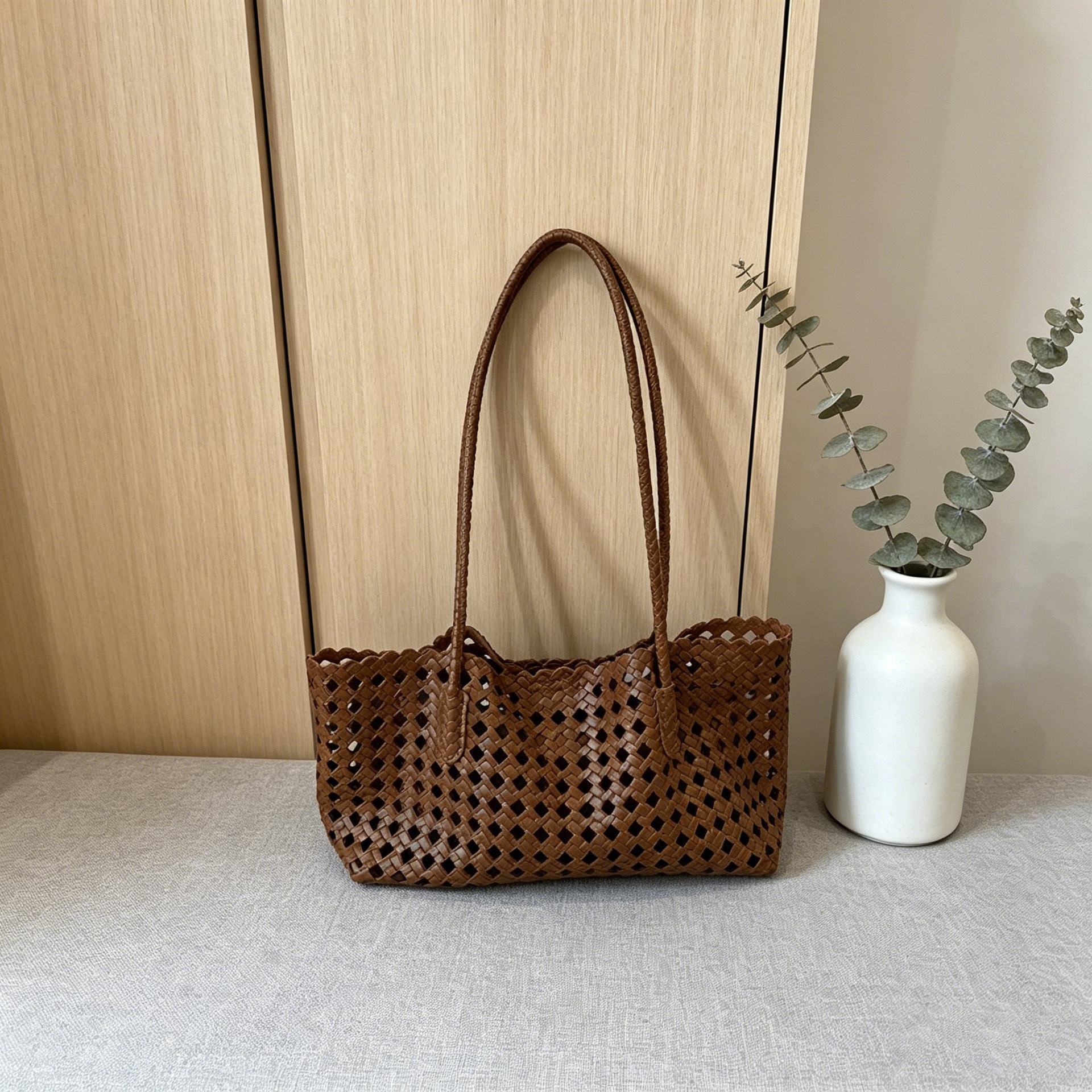 2026 New Vacation Basket Bag Hollow Single Shoulder Underarm Mother-Child Tote Bag Handheld Bag Single