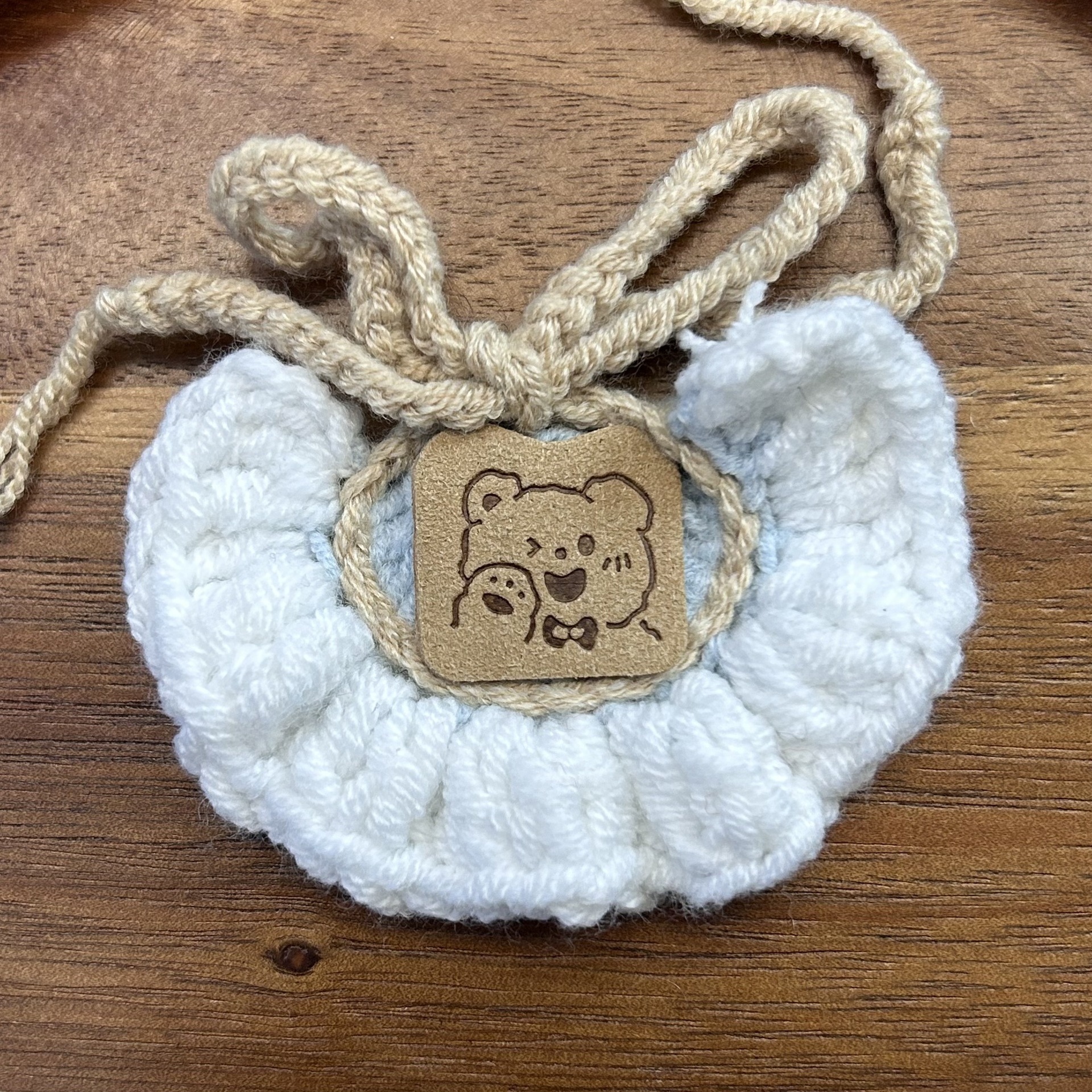 10cm self-mocking bear bib doll clothing hand crocheted bib bib Labubu kt replaceable accessory