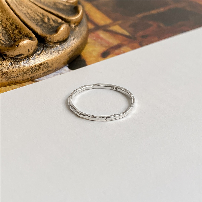S925 sterling silver texture hammered texture ring slender plain circle knuckle closed thin ring silver jewelry