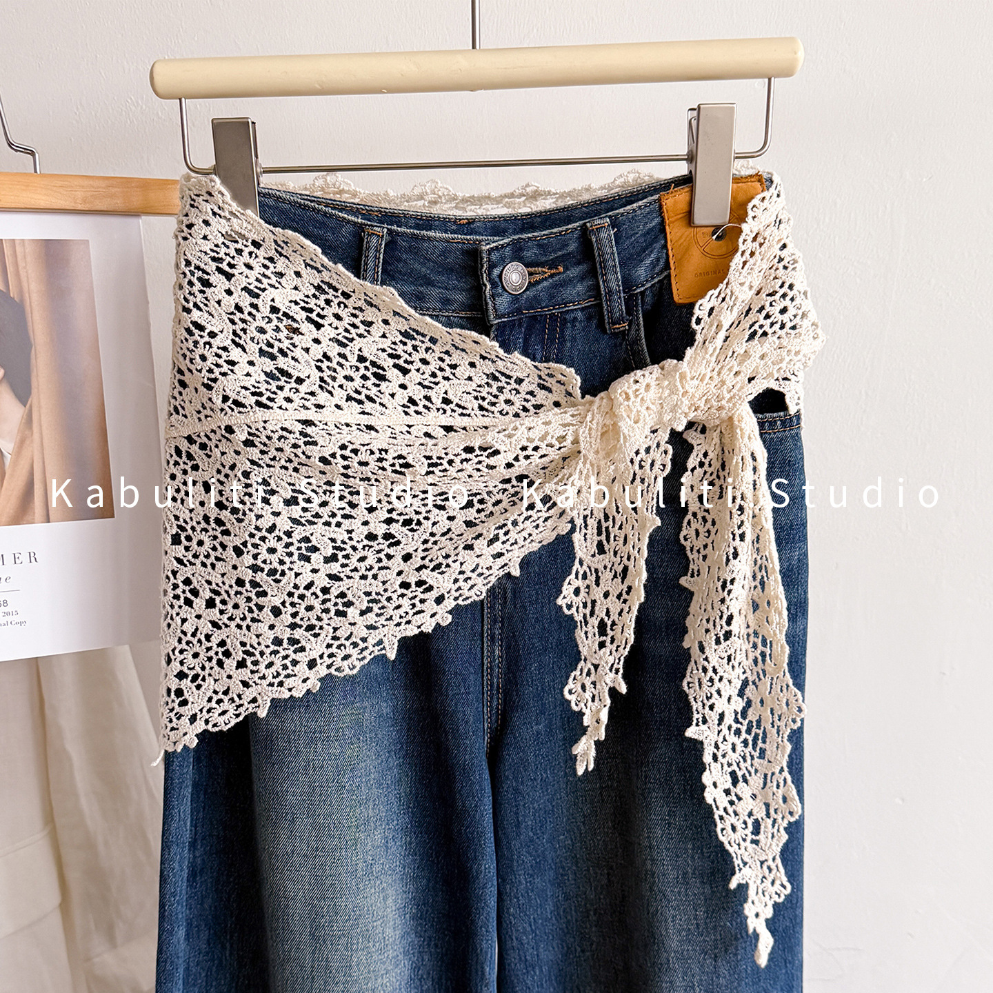 Lace hip skirt, niche style belt new girl waist scarf, hollow small triangle scarf shawl