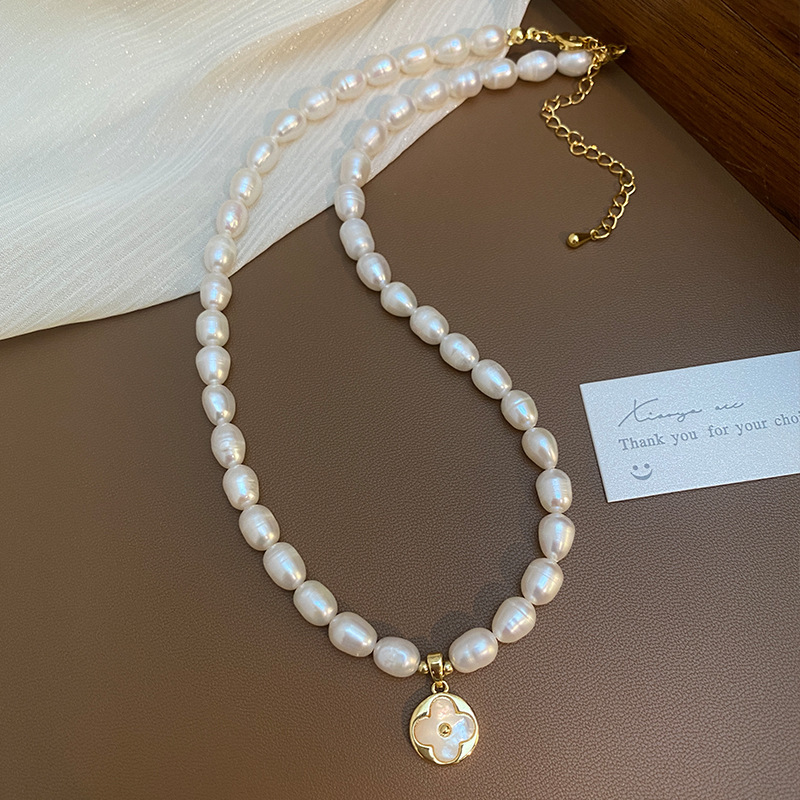 Zhuji natural freshwater pearl necklace for women, designer four-leaf clover pendant, collarbone chain