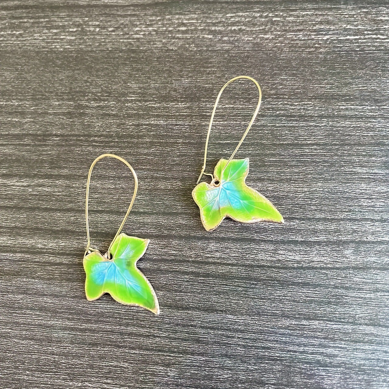 New Green Maple Leaf Earrings Simple Earrings