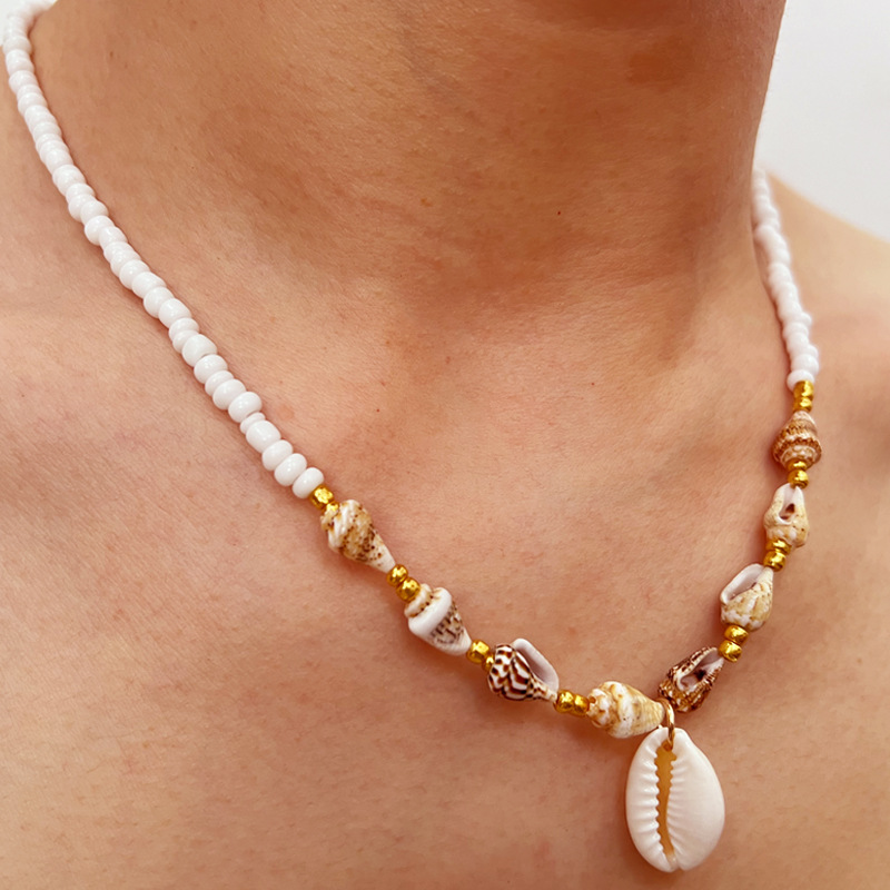 Rongshang Natural Shell Small Conch Necklace Ocean Star Pendant Woven Necklace Accessory