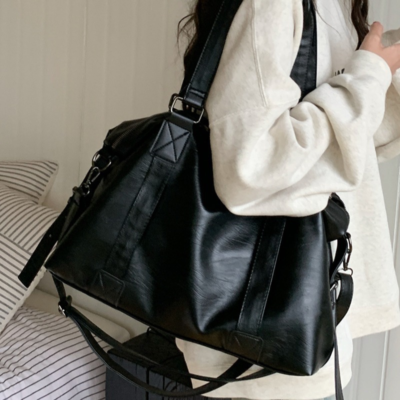 Handheld Travel Bag for Women 2026 New Casual Tote Bag Large Capacity Crossbody Bag Luggage Bag
