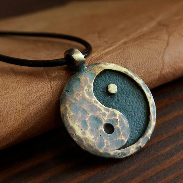 Independent Station Simple Ethnic Yin Yang Pendant Men Hip Hop Alloy Necklace Women Casual Collarbone Chain