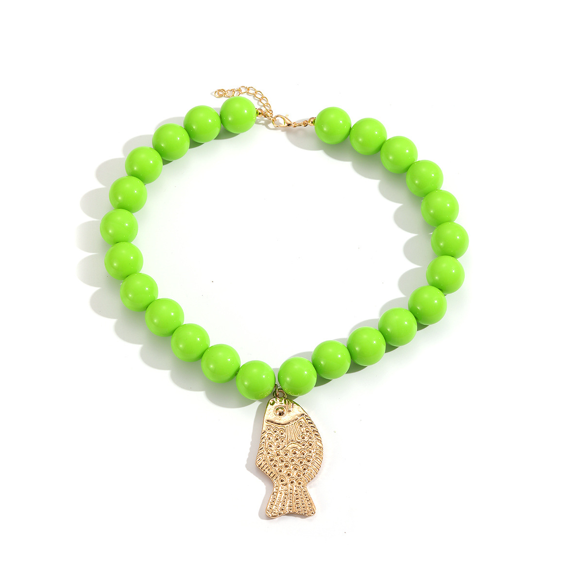 Ocean beach natural vacation style handmade beaded fish pendant necklace for women bohemian style accessories