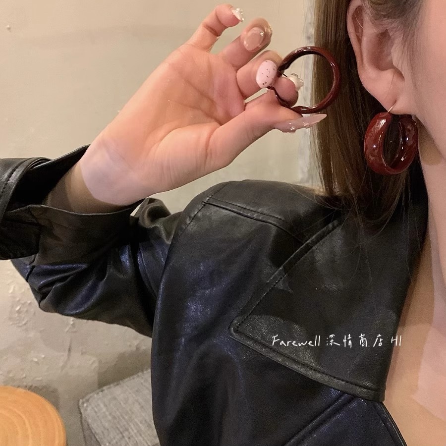 39