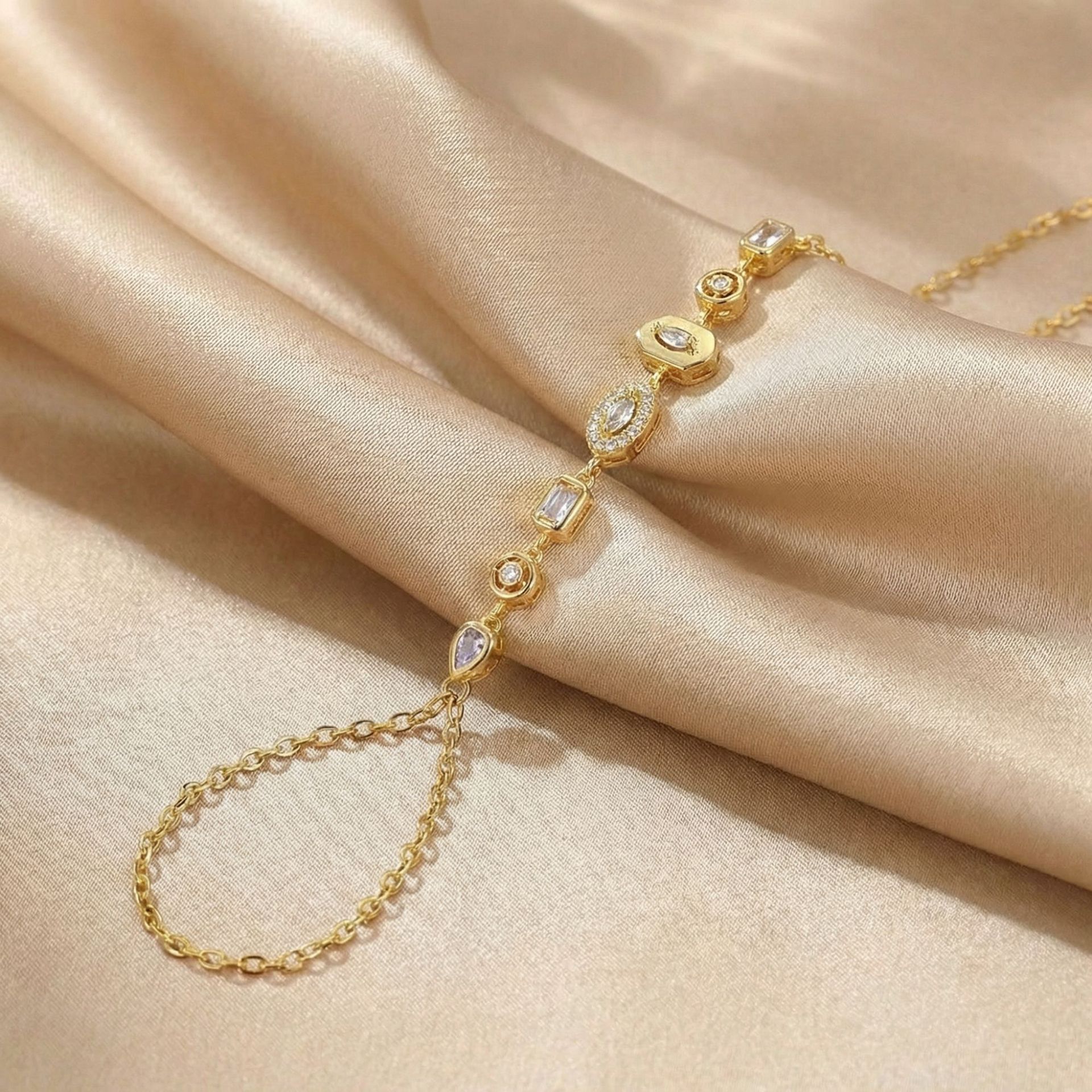 Popular Horse Eye Connected Finger Bracelet Women Simple Multi-layer Hand Back Chain Adjustable Hand Jewelry