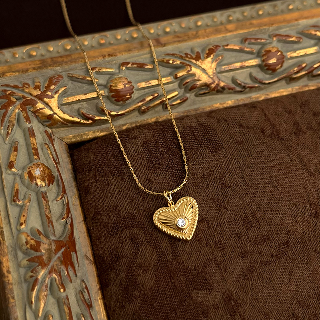 Vintage Retro Niche Gold-Plated Necklace Collarbone Chain Court Style Necklace