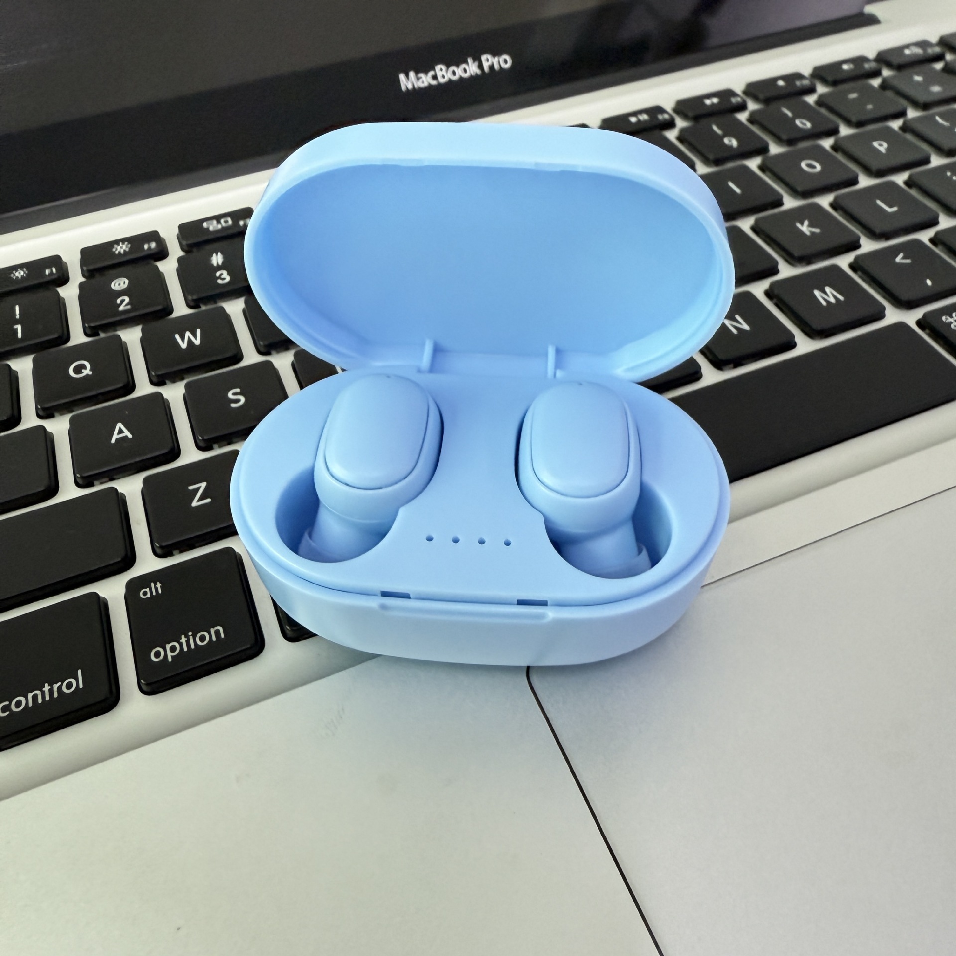 a6s Bluetooth earphone long battery life transparent first generation e7s in-ear 5.3 wireless Bluetooth earphone