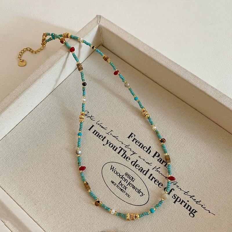 Natural stone turquoise bead necklace women's 2025 new collarbone chain neck chain