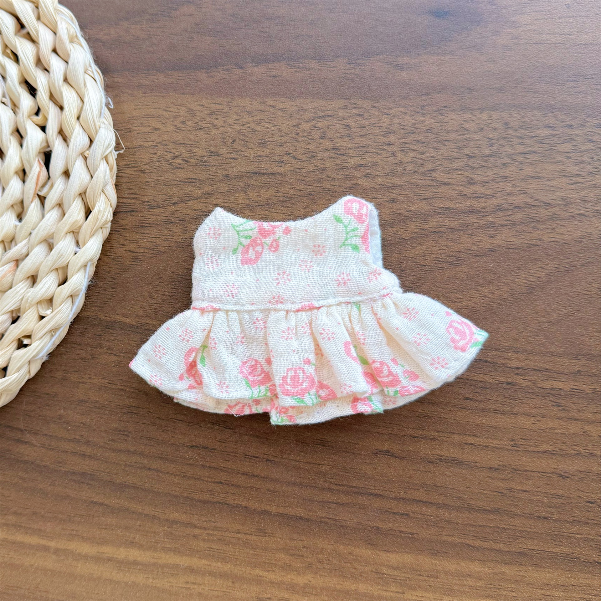 Original new summer long-legged KT Gazi sister crying baby Labubu pastoral style dress doll clothes